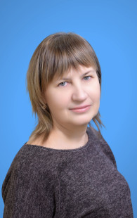 Педагогический работник Постнова  Елена  Ивановна
